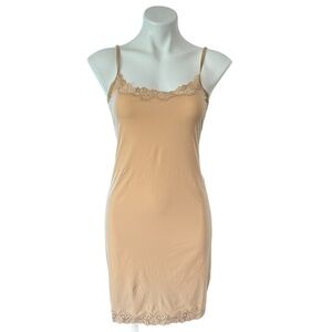 Skims Fits Everybody Lace Slip Dress in Clay NWT